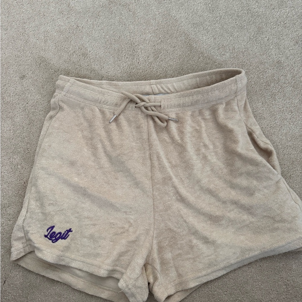 Edikted Terry Cloth Comfy Shorts With Pockets
 #loungewear #summer